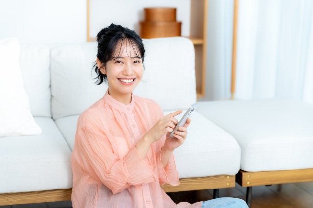 スマホ　メール　女性　安全